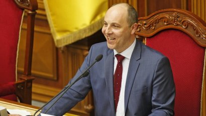 Украинский парламент на экваторе