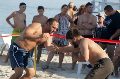 В Одессе прошел открытый кубок спортивного клуба «Мангуст» по пляжной борьбе, приуроченный к 16-летию клуба В Одессе прошел открытый кубок спортивного клуба «Мангуст» по пляжной борьбе, приуроченный к 16-летию клуба