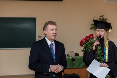 Выпускники Международного гуманитарного университета получили путёвки в жизнь Выпускники Международного гуманитарного университета получили путёвки в жизнь