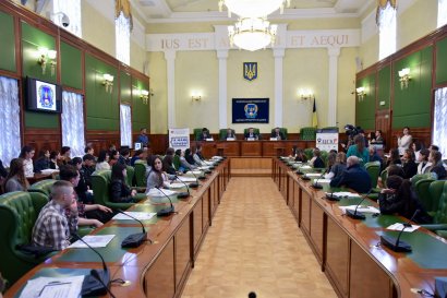 В Одесской Юракадемии прошел первый региональный турнир по правоведению среди учеников 11-х классов