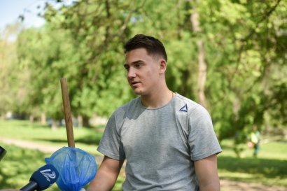 В рамках &laquo;Недели добрых дел&raquo; студенты убирают парки и навещают животных в приютах