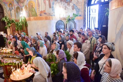В День Святой Троицы в храмах Одессы состоялись торжественные богослужения