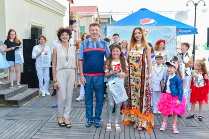 Вокальный конкурс на живописном побережье: в Затоке звучали «Песни у моря»