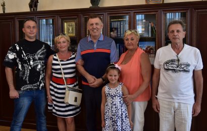 Сергей Кивалов встретился с моряками судна «Free Neptune», находившимися более двух лет в плену Сергей Кивалов встретился с моряками судна «Free Neptune», находившимися более двух лет в плену