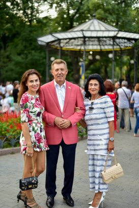В День рождения города прошел финал конкурса «Пою о тебе я, Одесса моя» В День рождения города прошел финал конкурса «Пою о тебе я, Одесса моя»