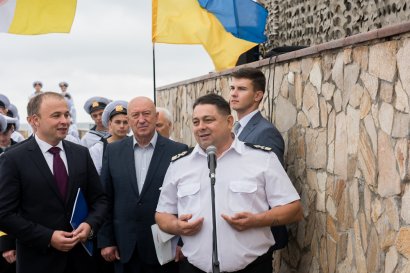 Катер в подарок! Одесский лицей морского транспорта получил подарок от Юракадемии Катер в подарок! Одесский лицей морского транспорта получил подарок от Юракадемии