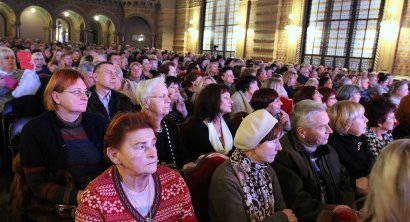 «Ода Мира»: в филармонии концерт, посвященный 50-летию Одесского областного совета мира