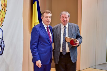 �������� ���������� �������� 21-����� � �������� ������������