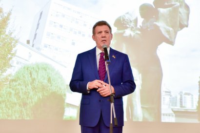 �������� ���������� �������� 21-����� � �������� ������������