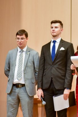 �������� ���������� �������� 21-����� � �������� ������������