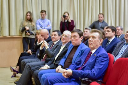 �������� ���������� �������� 21-����� � �������� ������������