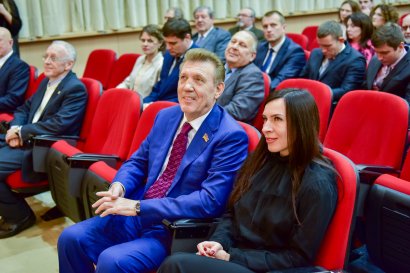 �������� ���������� �������� 21-����� � �������� ������������