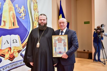 �������� ���������� �������� 21-����� � �������� ������������