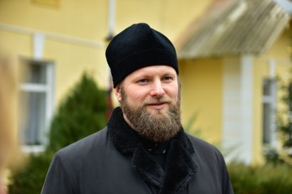 Сергей Кивалов поздравил с наступающим  Новым годом воспитанниц  детского дома-интерната на Макаренко, 20 