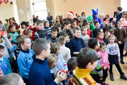 Накануне Нового года в Международном гуманитарном университете прошел утренник для детей-сирот