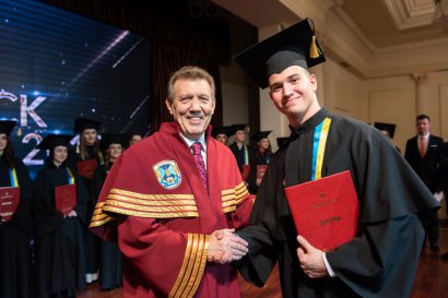 Более тысячи выпускников Одесской Юракадемии получили дипломы магистров Более тысячи выпускников Одесской Юракадемии получили дипломы магистров