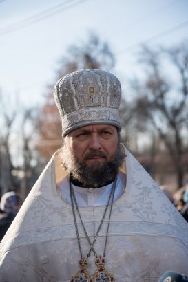 В праздник Богоявления одесситы посещали храмы и совершали омовение в крещенской воде