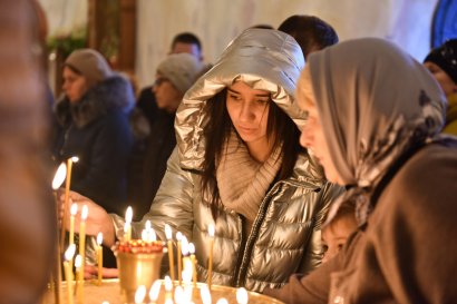 В праздник Богоявления одесситы посещали храмы и совершали омовение в крещенской воде
