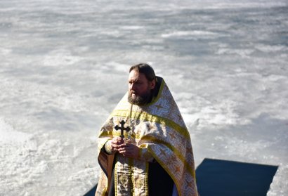 В праздник Богоявления одесситы посещали храмы и совершали омовение в крещенской воде
