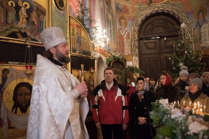 В праздник Богоявления одесситы посещали храмы и совершали омовение в крещенской воде