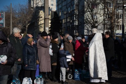В праздник Богоявления одесситы посещали храмы и совершали омовение в крещенской воде