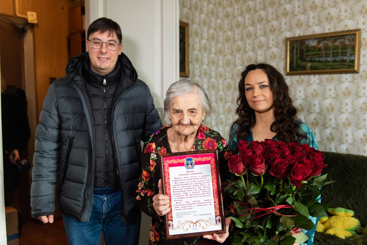 Поздравления к юбилейным датам для женщин Поздравления к юбилейным датам для женщин