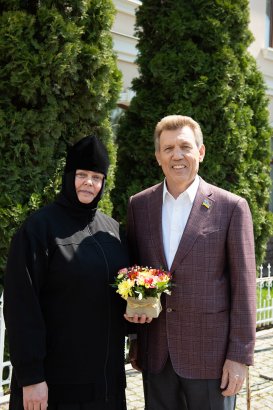 В преддверии Христова Воскресения обновленную  Пасхальную инсталляцию выставили у храма Святой мученицы Татианы