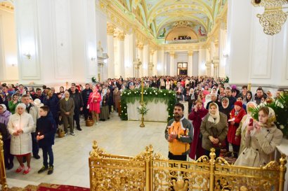 Торжество торжеств: в храмах Одессы прошли ночные Пасхальные Богослужения Торжество торжеств: в храмах Одессы прошли ночные Пасхальные Богослужения