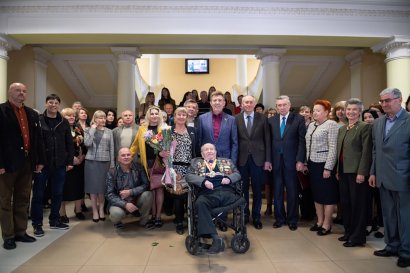 ����� ������ �������: ����-������������ ������ ���� �������� �������� 95-�����