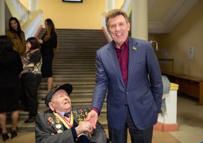 ����� ������ �������: ����-������������ ������ ���� �������� �������� 95-�����