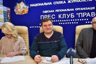 Народный депутат Украины Сергей Кивалов выступает против перехода на сугубо пропорциональную избирательную систему Народный депутат Украины Сергей Кивалов выступает против перехода на сугубо пропорциональную избирательную систему
