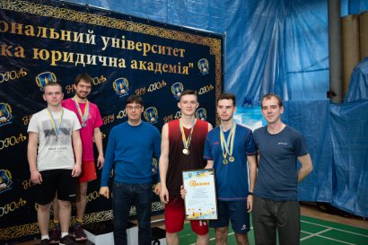 В Одессе наградили победителей Универсиады по бадминтону