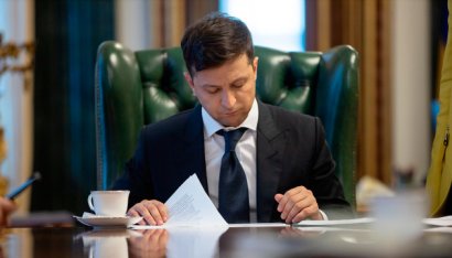 На сайте президента Украины появилась петиция за отставку Зеленского На сайте президента Украины появилась петиция за отставку Зеленского