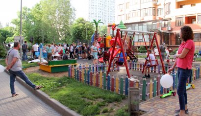 В одесские дворы заглянул детский праздник В одесские дворы заглянул детский праздник