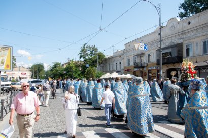 В Одессе Крестным ходом почтили Касперовскую икону Божьей Матери. В Одессе Крестным ходом почтили Касперовскую икону Божьей Матери.