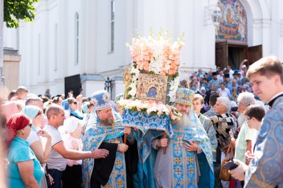 В Одессе Крестным ходом почтили Касперовскую икону Божьей Матери. В Одессе Крестным ходом почтили Касперовскую икону Божьей Матери.