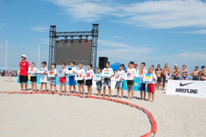 В Одессе впервые в Украине прошли соревнования по пляжной  борьбе мирового уровня