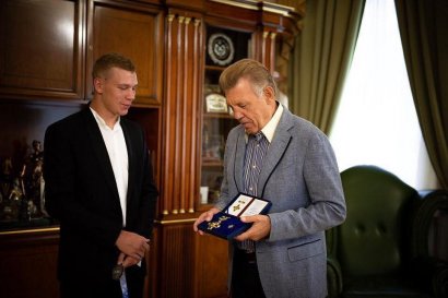 Сергей Кивалов встретился с призёром чемпионата мира по таиландскому боксу Сергей Кивалов встретился с призёром чемпионата мира по таиландскому боксу