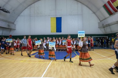 В Одессе проходит Чемпионат Украины по боксу среди юниоров памяти Романа Песина