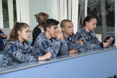    «  »  3-     « »