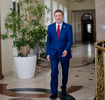Сергей Кивалов поздравил украинских адвокатов с профессиональным праздником Сергей Кивалов поздравил украинских адвокатов с профессиональным праздником