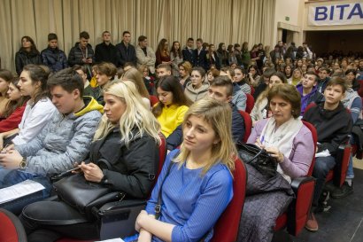Почти тысяча абитуриентов посетили День открытых дверей в Одесской Юракадемии