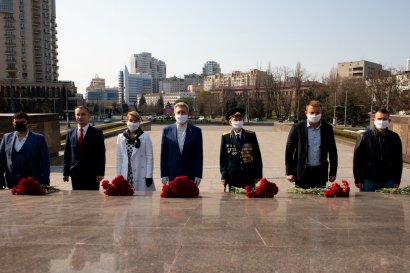 Накануне 76-й годовщины Дня освобождения Одессы депутаты Украинской морской партии Сергея Кивалова чествовали воинов-освободителей